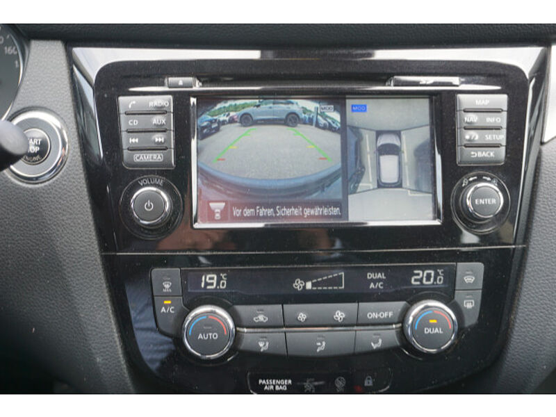 Nissan Qashqai 1,6 DIG-T N-Connecta | AHK 13 pol. abnehmbar | Panoramadach | 360° Kamera